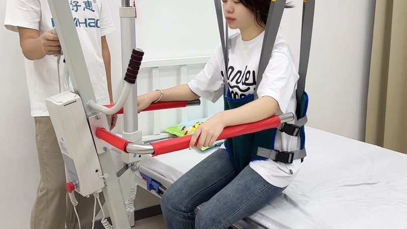 社区养老：家门口的温馨家园
