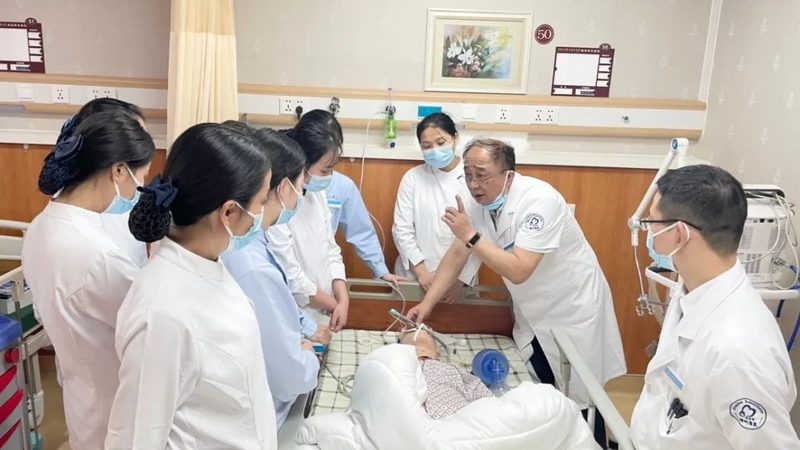 上海护工公司加盟，如何把握行业脉搏？**